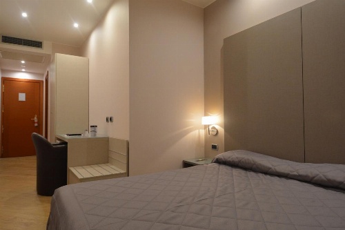Magri's Hotel image 3