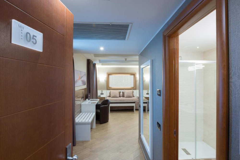 Magri's Hotel Image 38