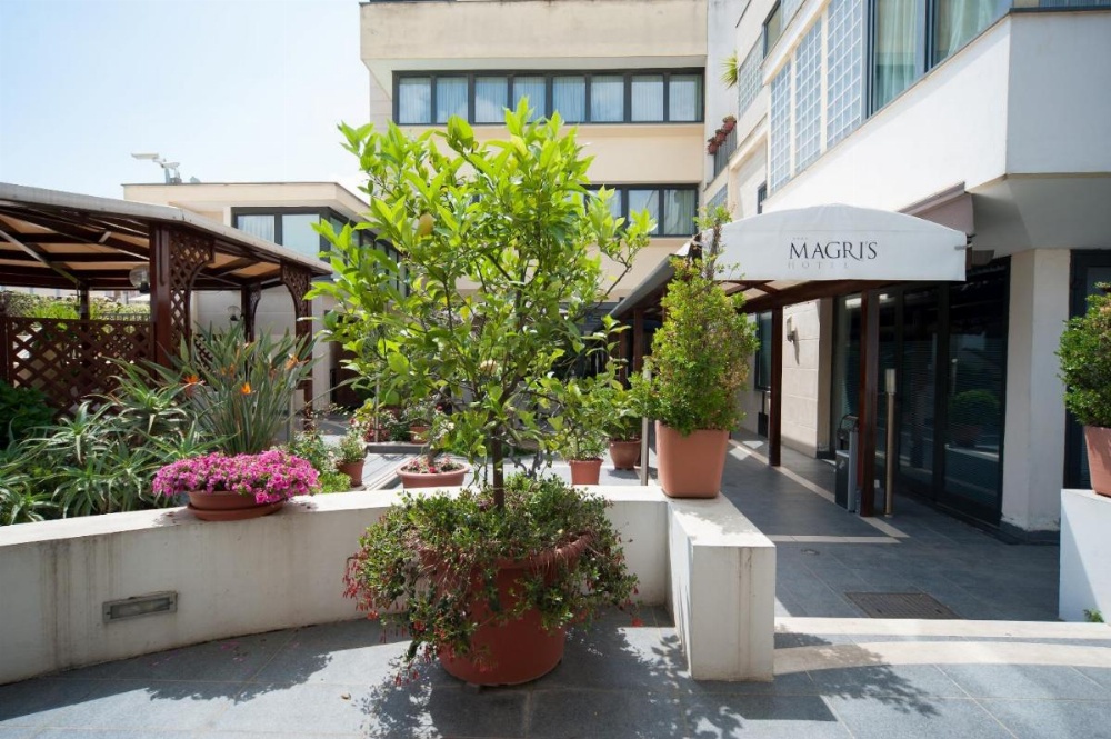 Magri's Hotel Image 47